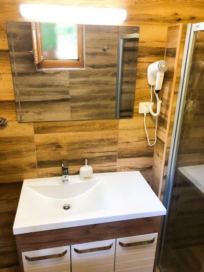 Brvnara Vrsac Villa Ngoại thất bức ảnh